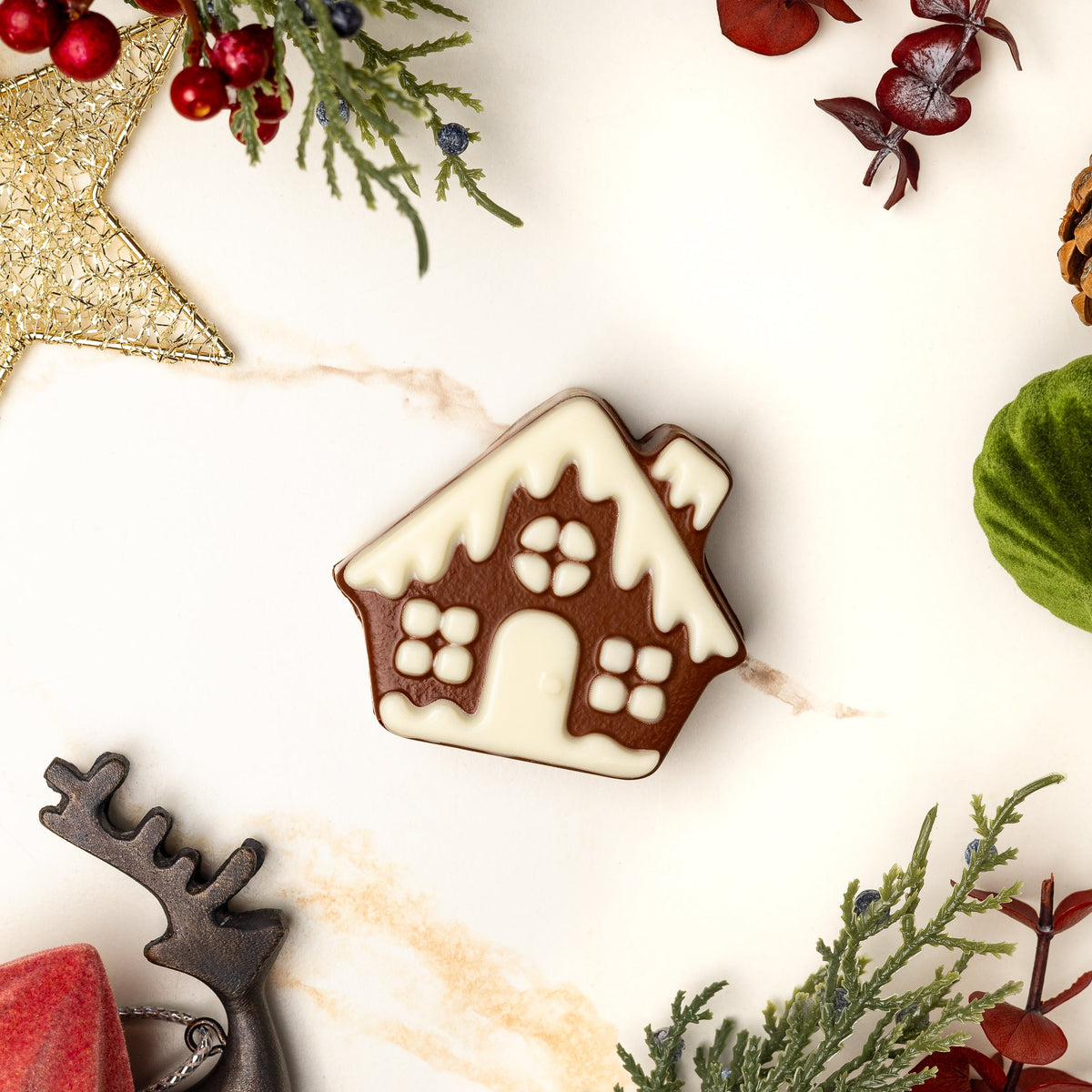 Snowy House Oreo