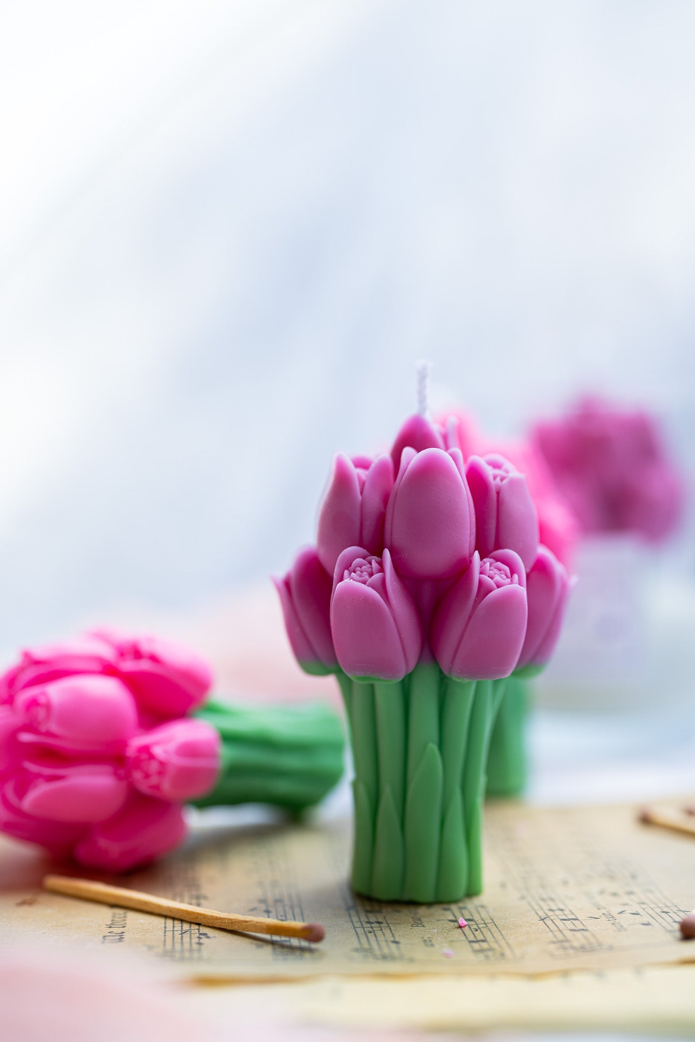Tulip Scented Candle – Fresh Floral Soy Wax Candle