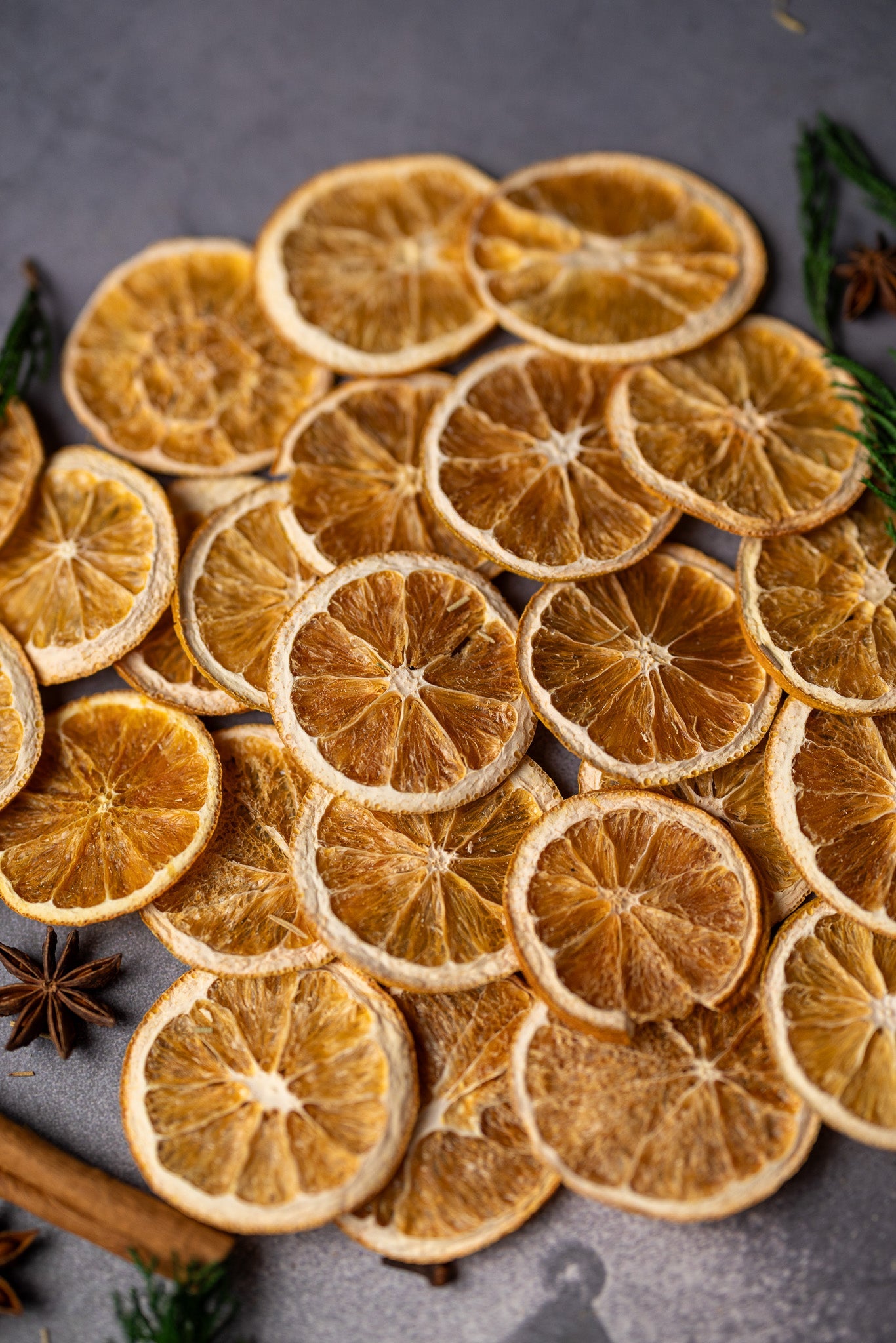 Dehydrated Orange Slices – All-Natural Dried Citrus for Drinks, Crafts & Décor