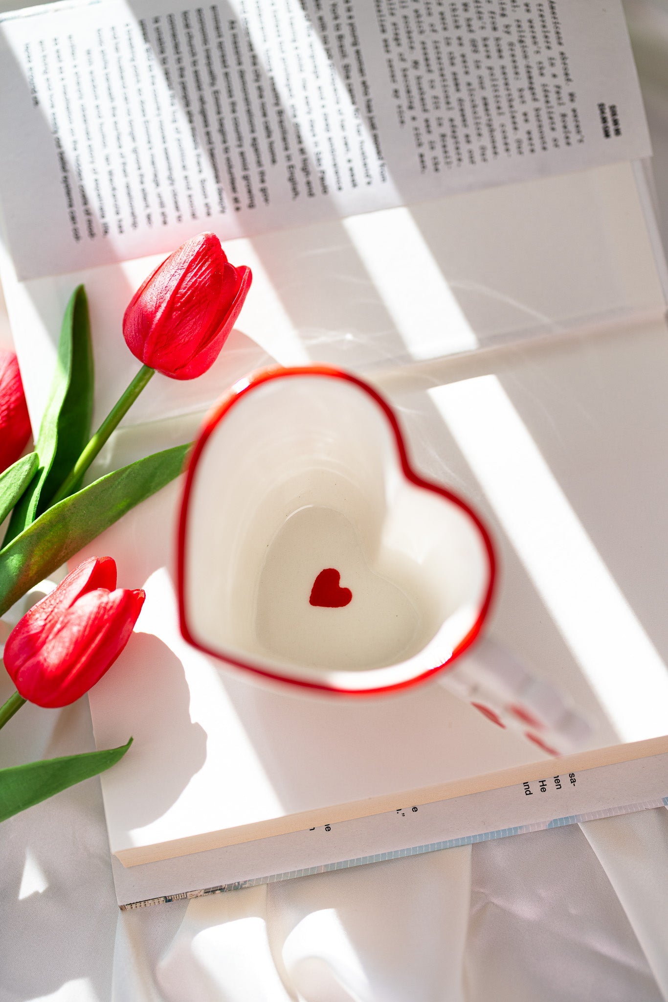 Cute Heart-Shaped Ceramic Mug with Red Heart Design – Romantic Love Gift Cup