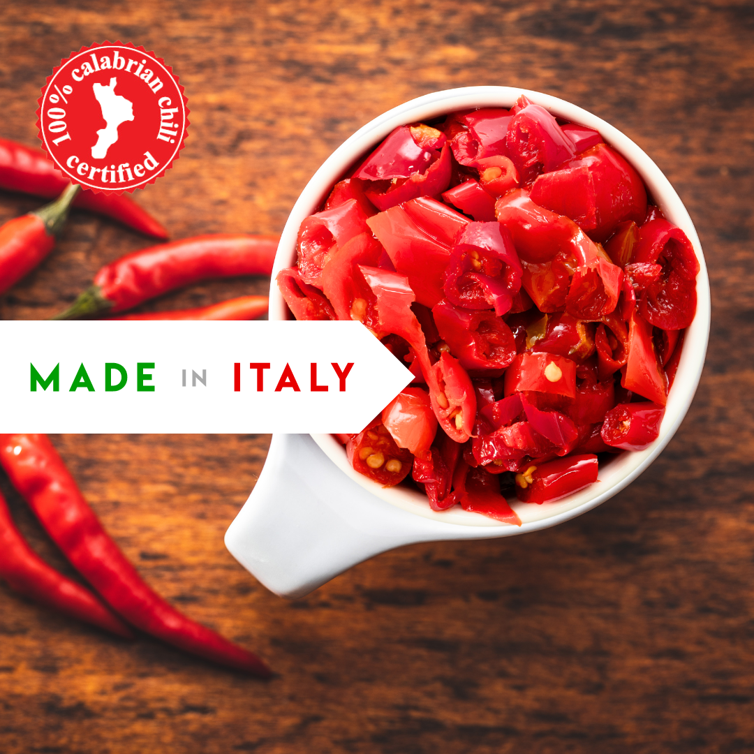 L'Oro Del Sud, Sliced Calabrian Chili Peppers, 2.2 lb (1 kg)