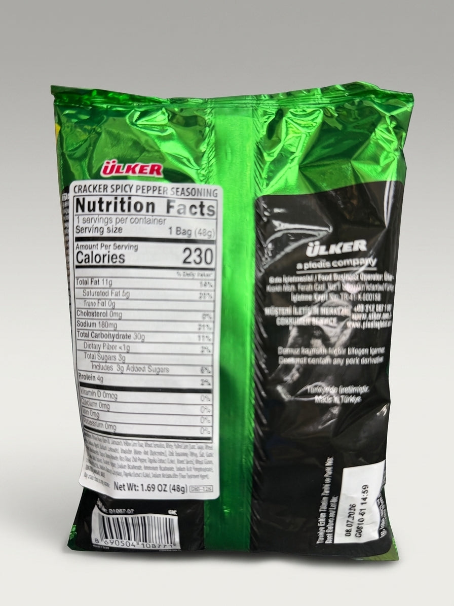 Ülker Krispi Baharatli Kraker 48g - Spicy Pepper Seasoned Crackers