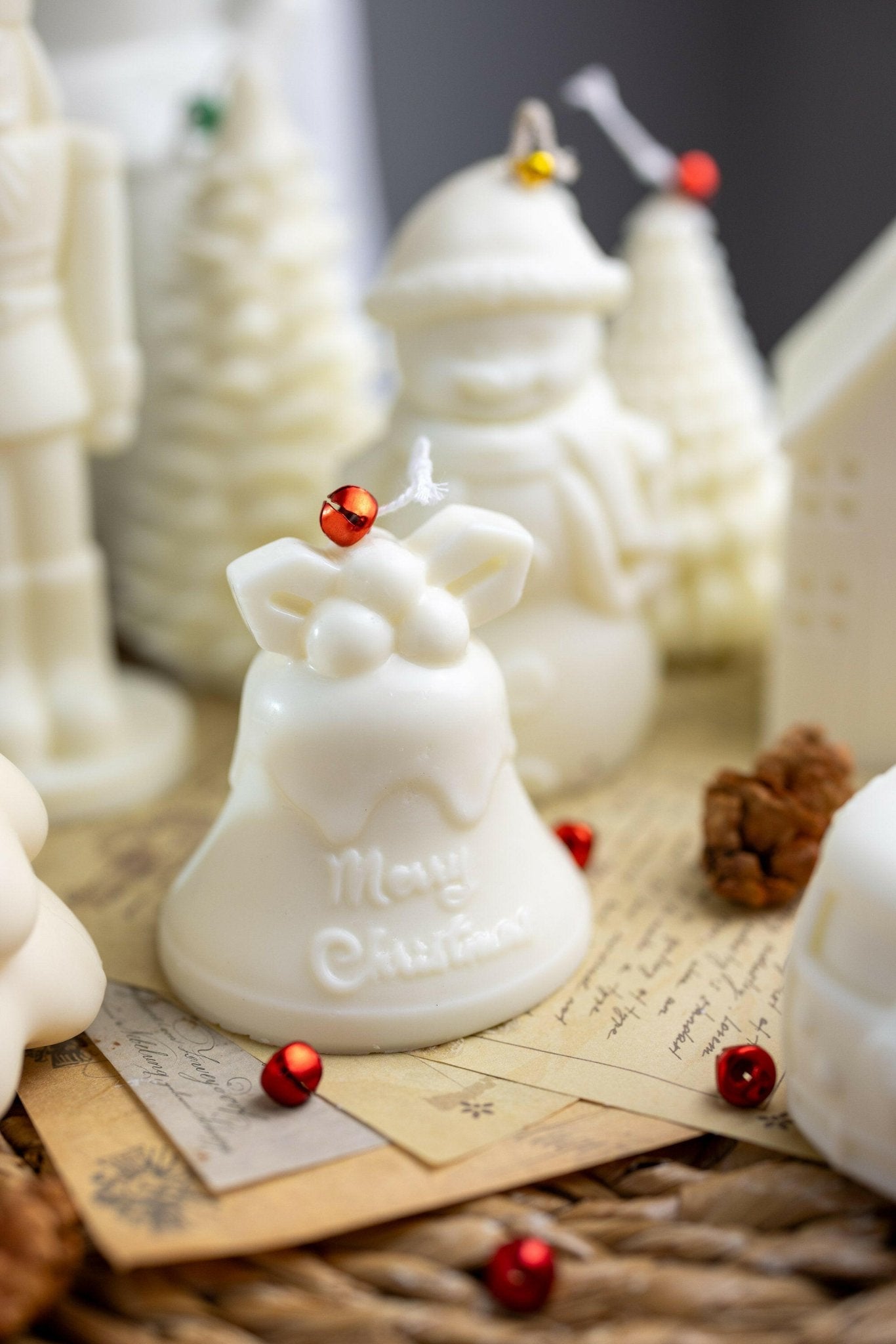 Christmas Bell Candle – Handmade Festive Soy Candle for Holiday Stocking Stuffers & Gifts