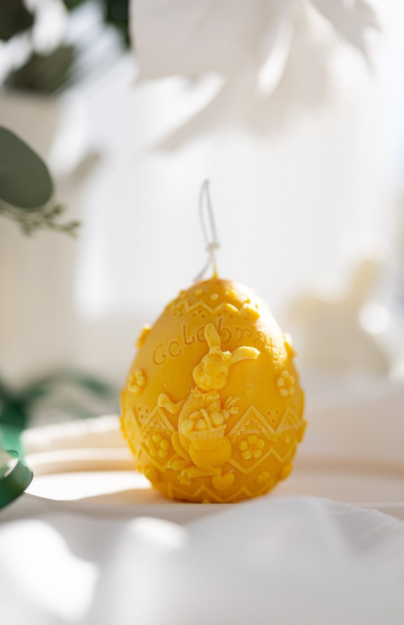 Easter Egg Soy Wax Candle – Decorative Spring Candle – Handmade Holiday Decor