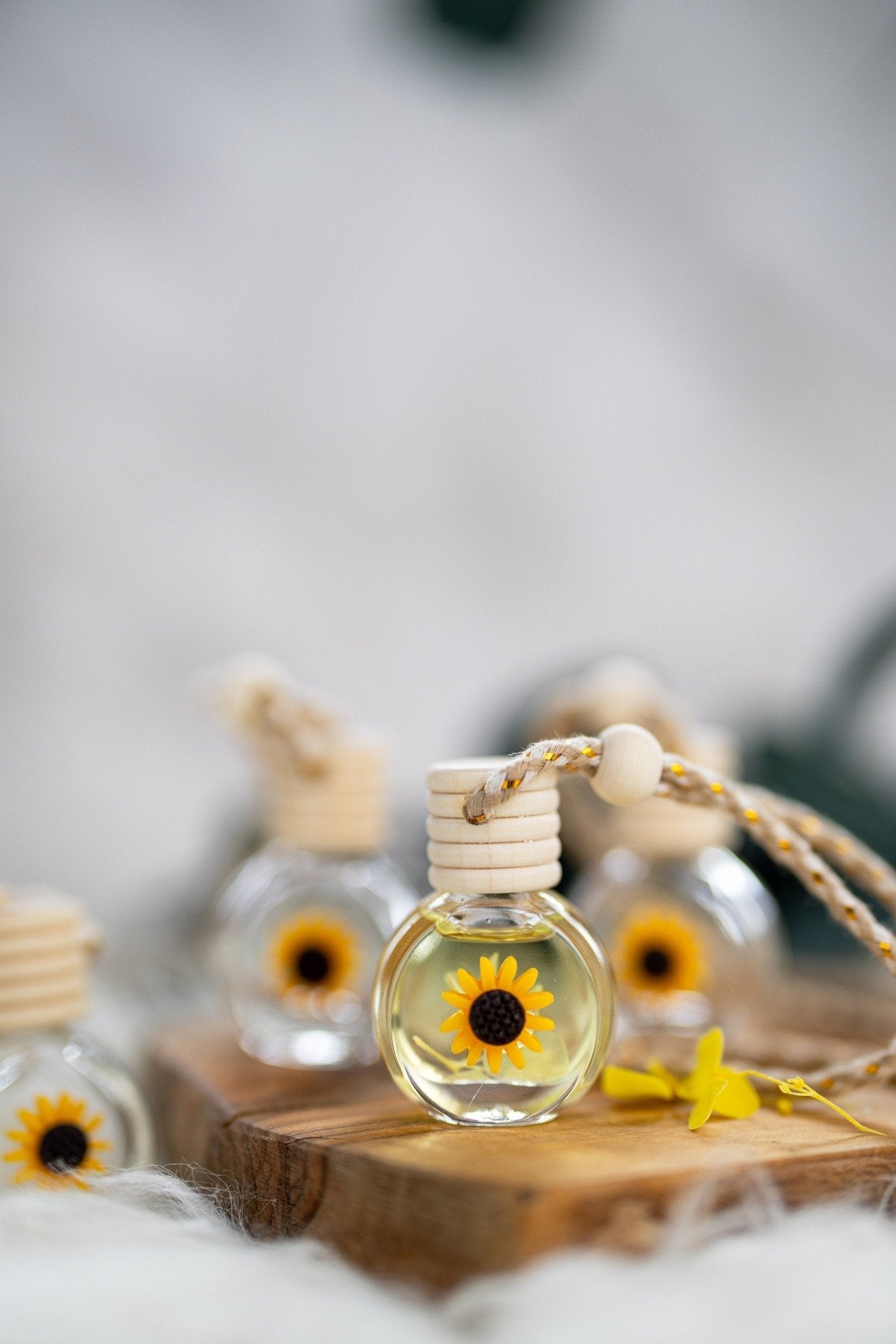 Luxury SunFlower Car Diffuser - Cute Flower Design Air Freshener for Women